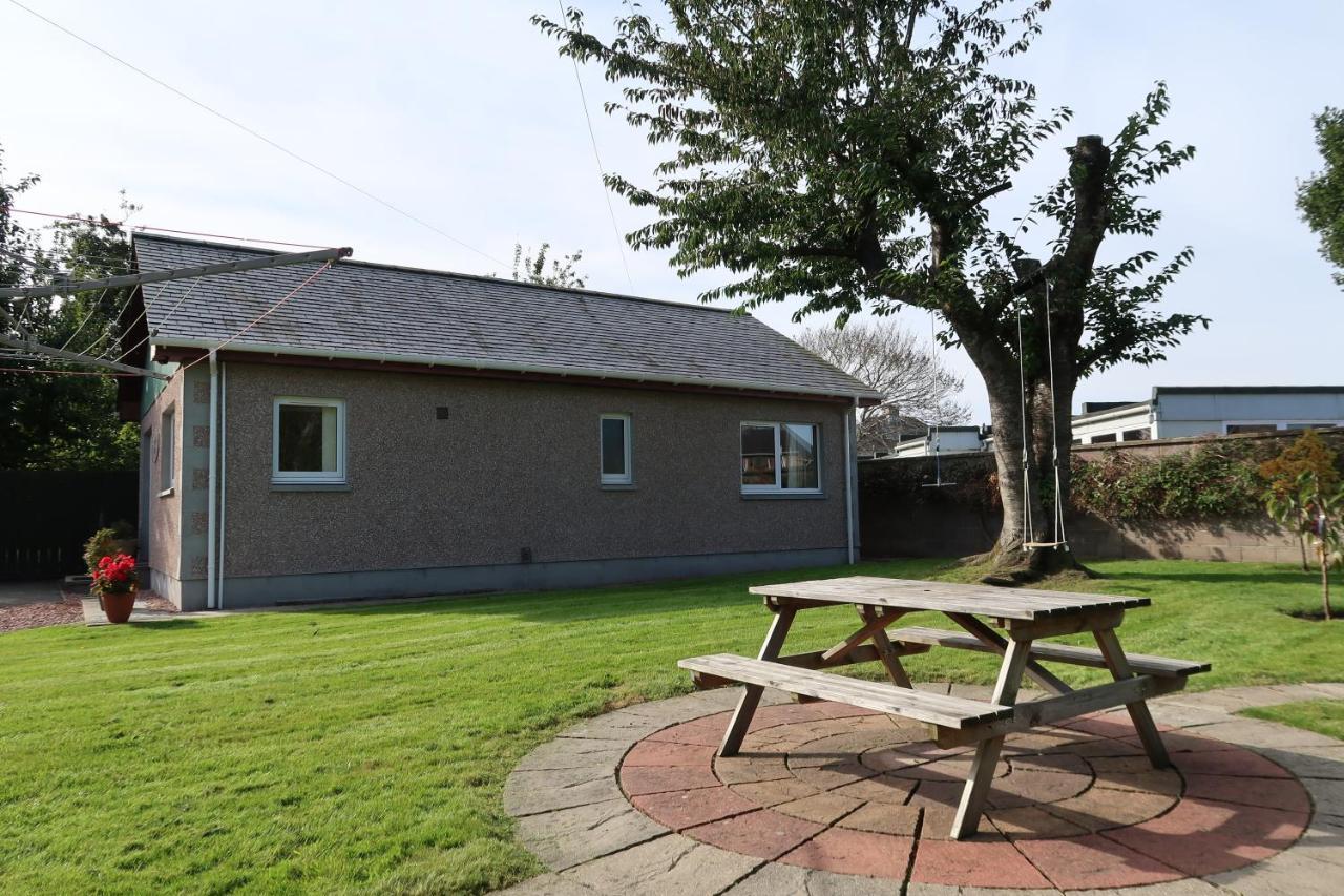 Corunna Cottage Inverness Exterior photo